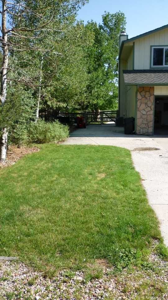 7201 N Hyperion Way - Photo 2 of 24