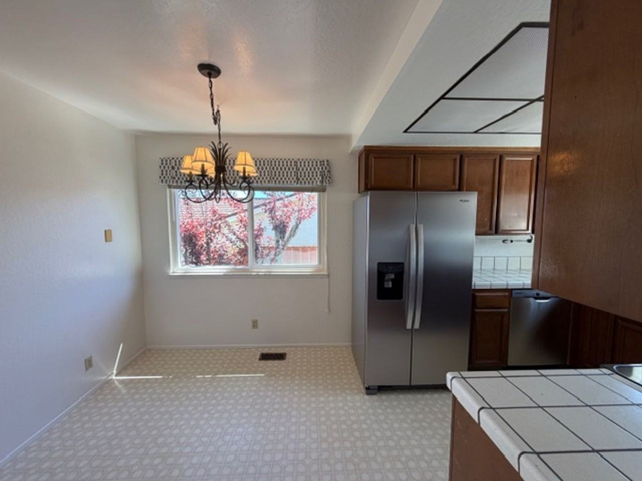 173 Valleyview Way - Photo 3 of 24