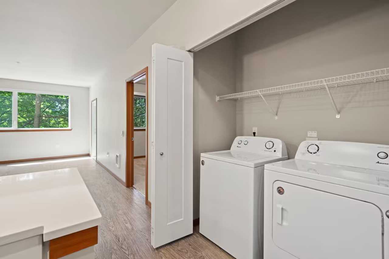 Northwest Terrace Apartments, Wonderful Place To Live! - Photo 7 of 7