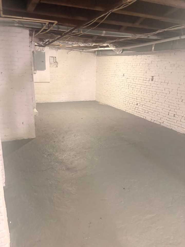 2311 E Lafayette Ave - Photo 7 of 14