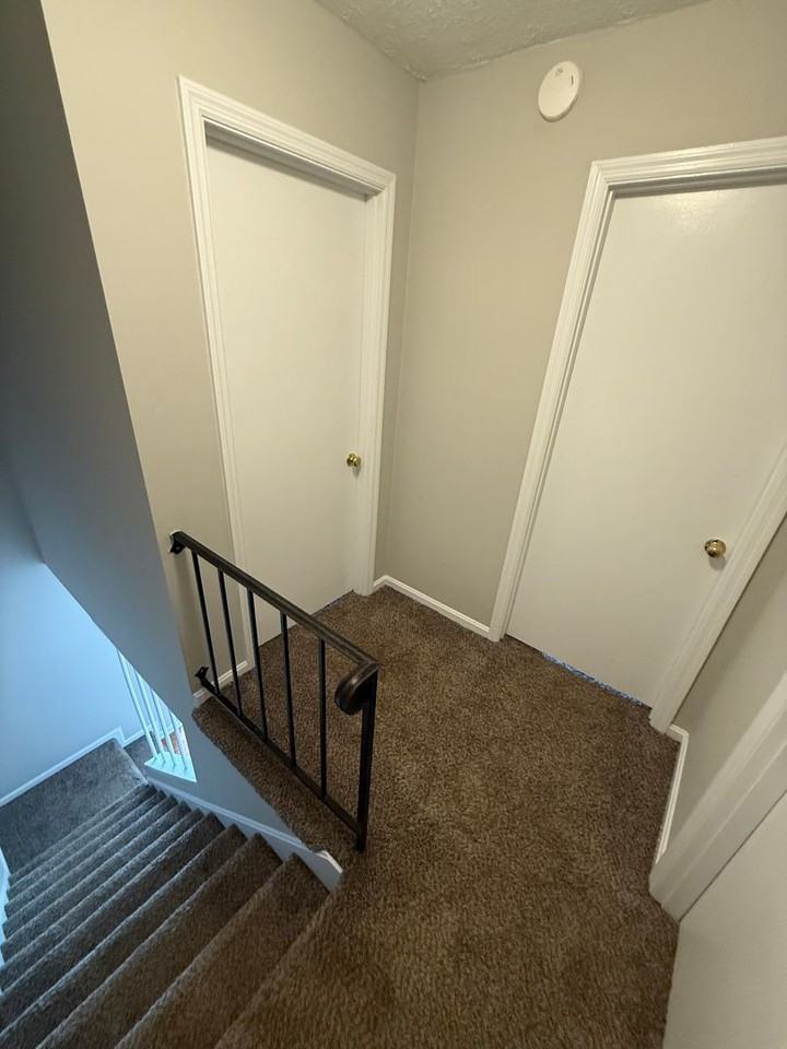 248 Medlock Rd - Photo 5 of 9