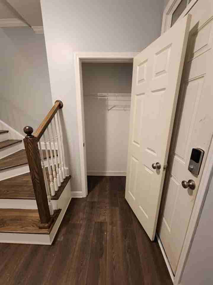 202 Biddeford Pl - Photo 5 of 30