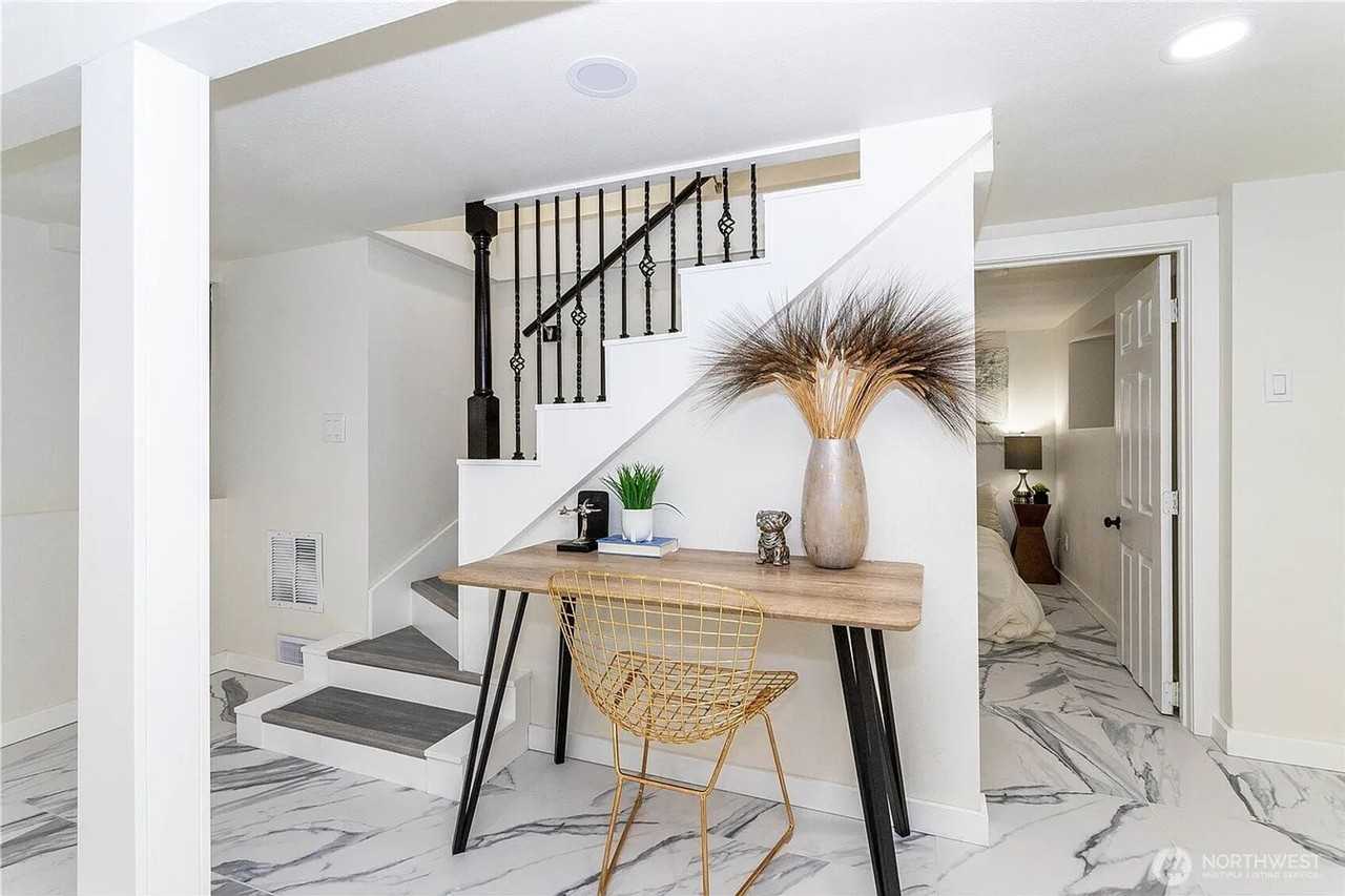 2644 Sw 112th St - Photo 5 of 36