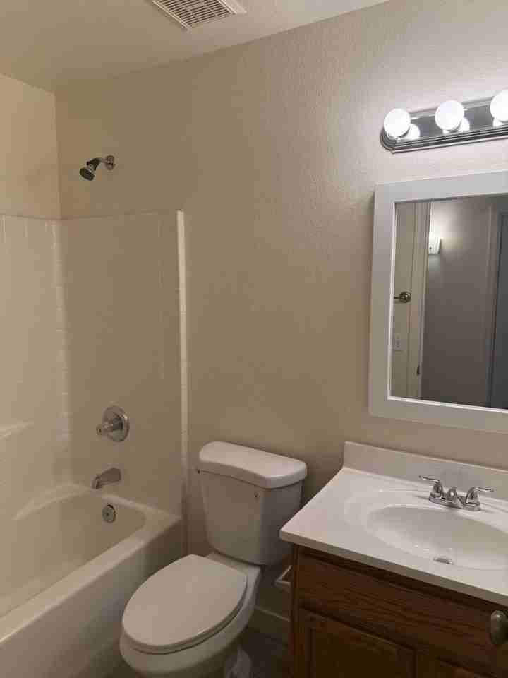 8638 E Capri Ave - Photo 6 of 9