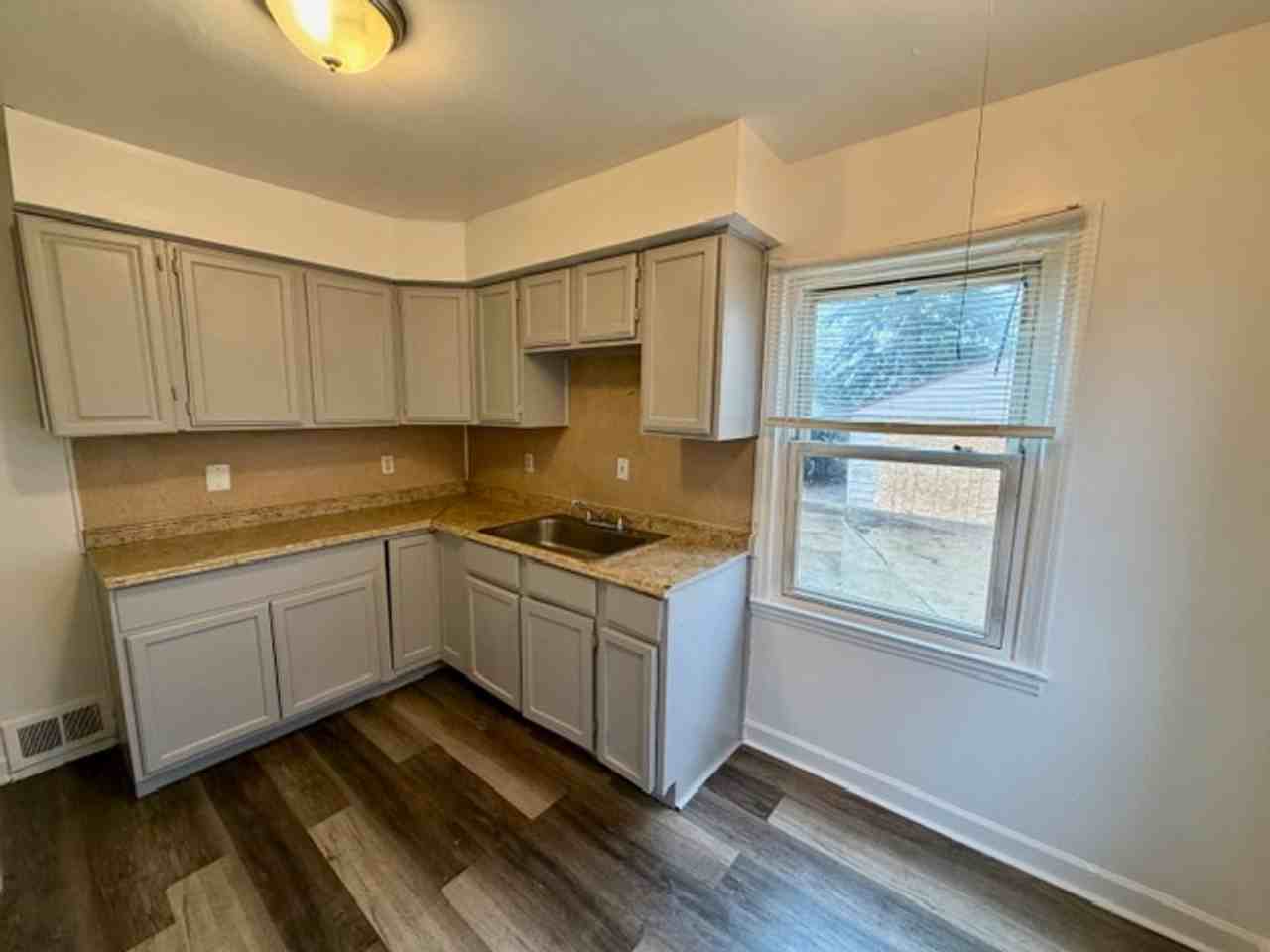 13690 E State Fair St - Photo 4 of 15