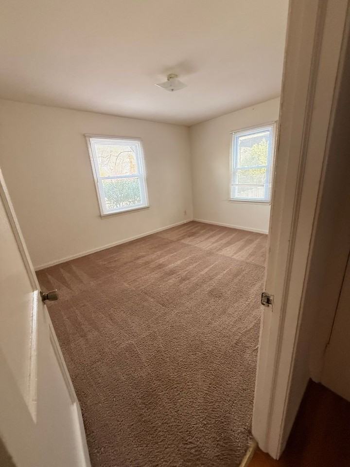 1218 Thornton St - Photo 7 of 7