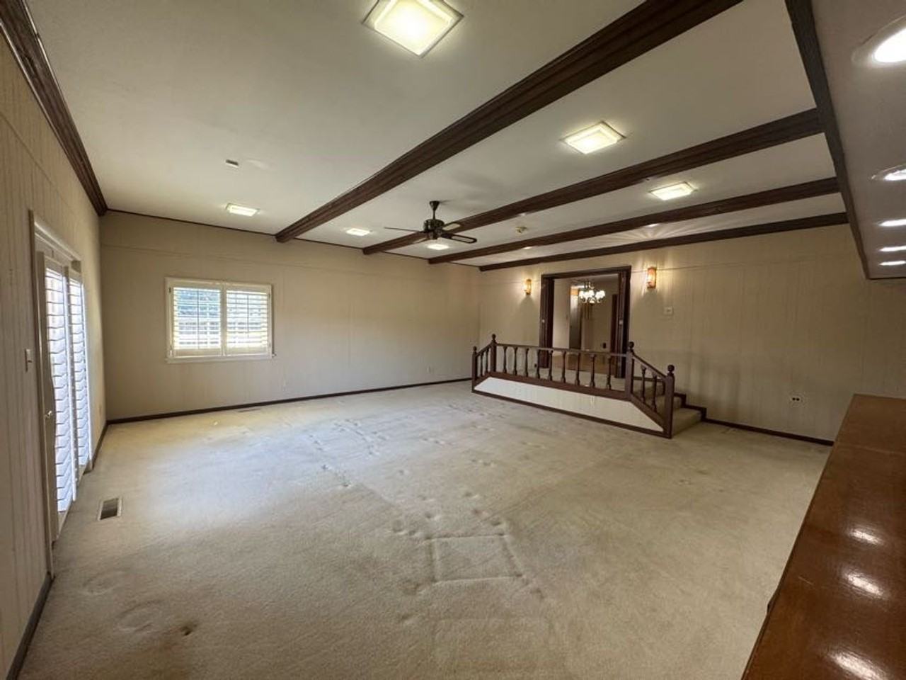 1505 S Mount Olive St - Photo 7 of 32