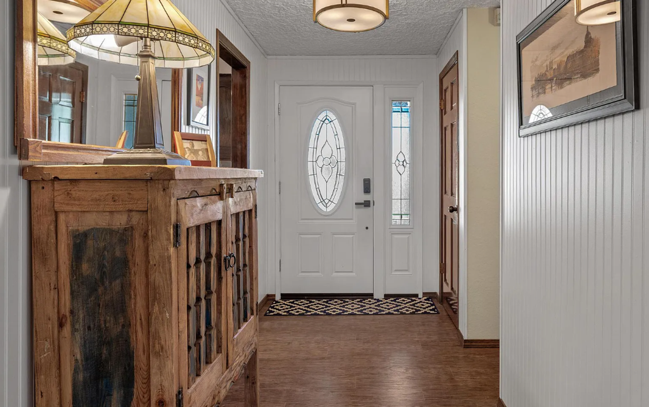 12611 Ne 11th St - Photo 6 of 24