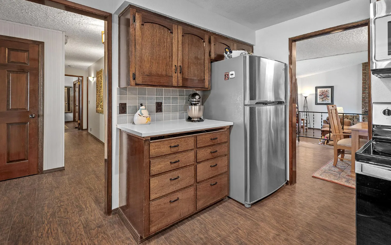 12611 Ne 11th St - Photo 7 of 24