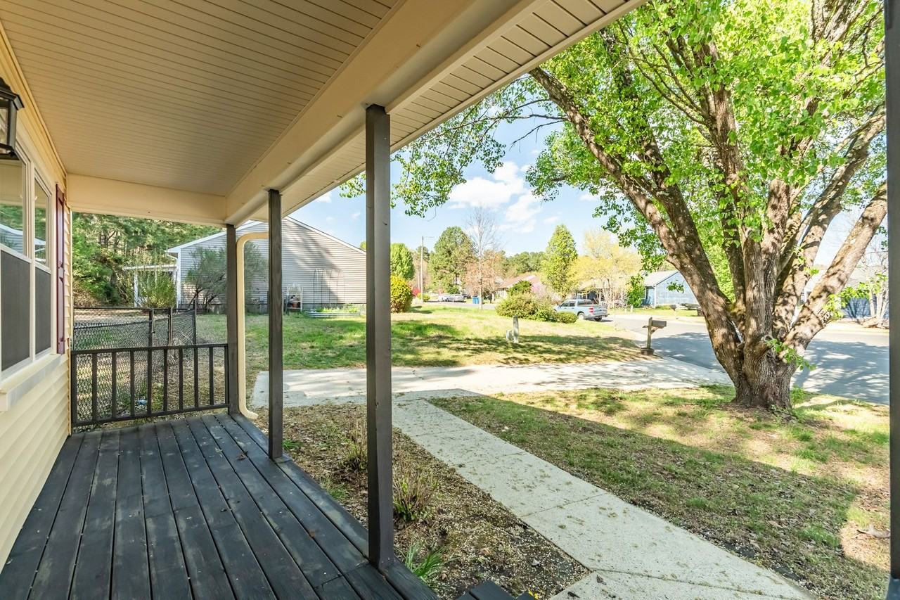 8 Pedder Ct - Photo 3 of 20