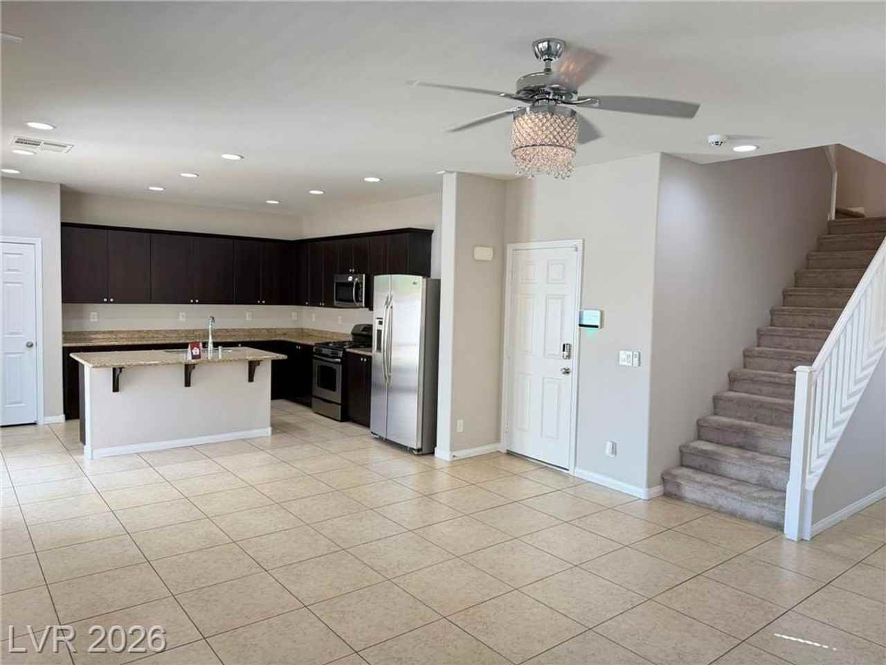 3960 Monaco View Dr - Photo 3 of 34