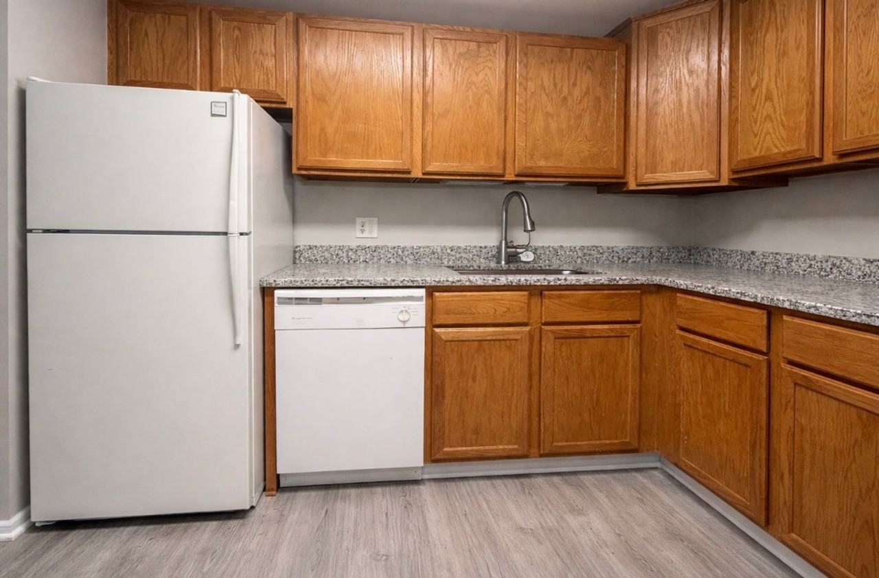 56 E 13th St - Photo 5 of 12