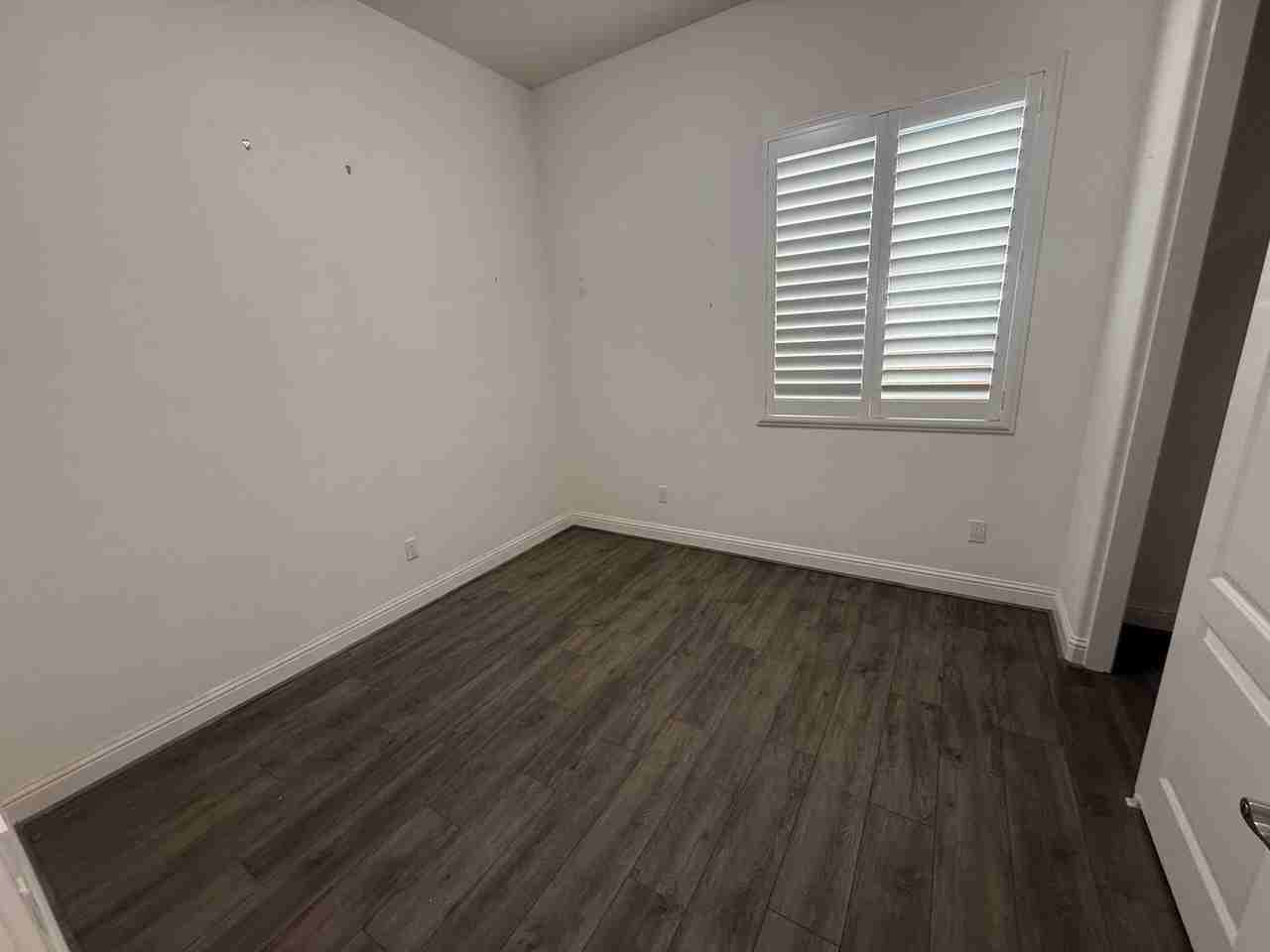 955 Romneya Ln - Photo 5 of 20