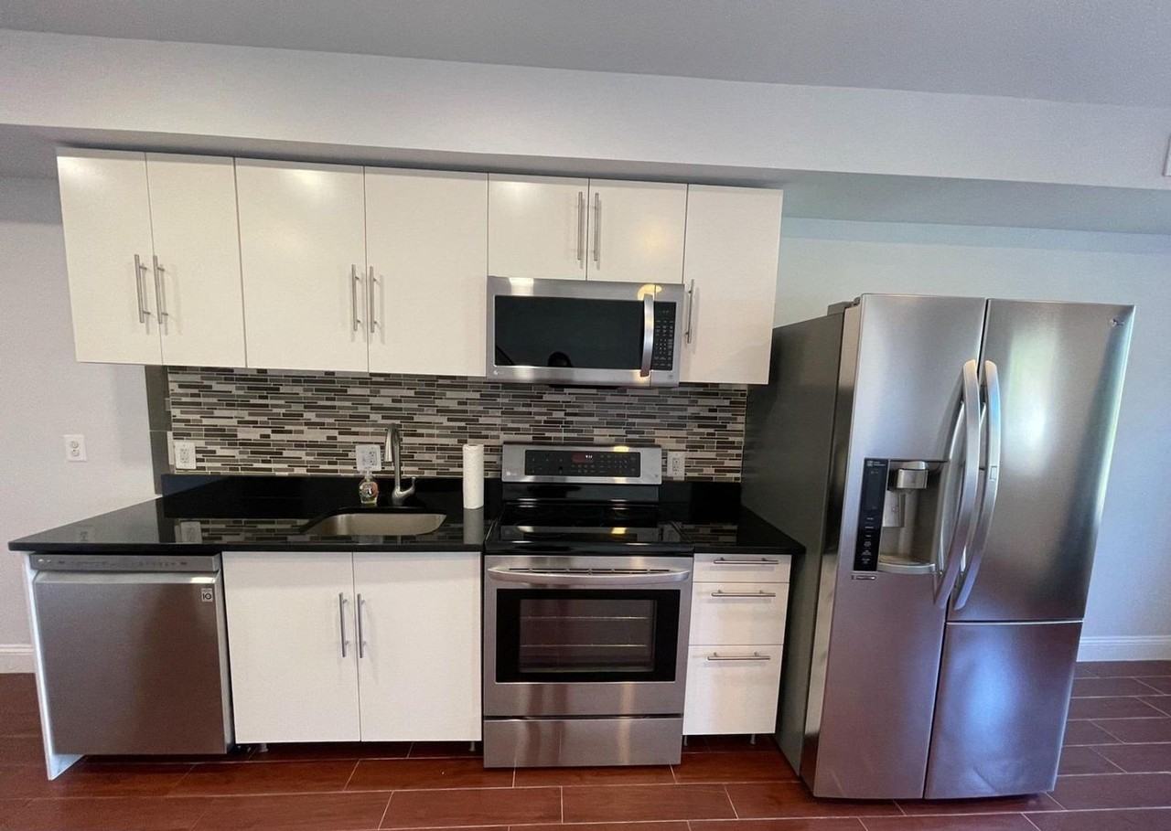 615 N 11th St - Photo 3 of 12