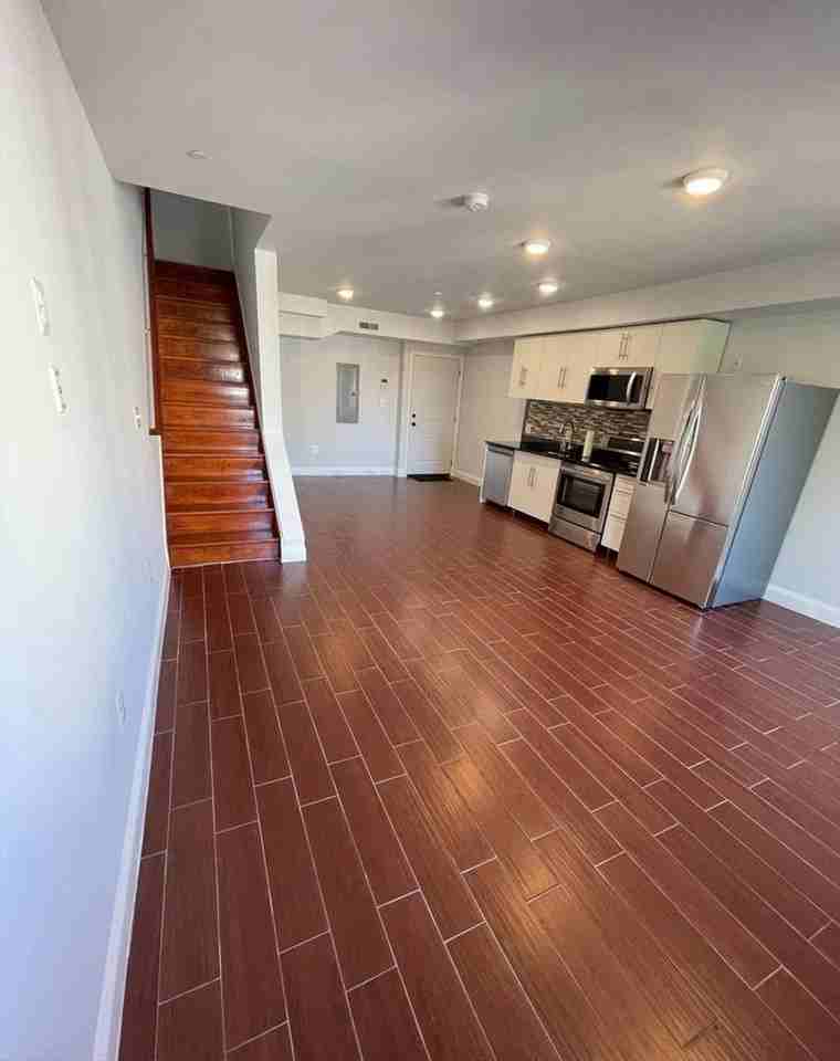 615 N 11th St - Photo 5 of 12