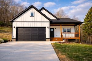 featured image of 31 Moonlight Path Way