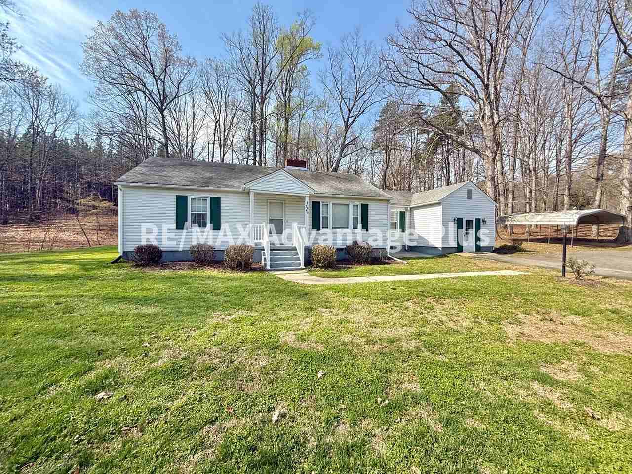 2865 Patrick Henry Hwy - Photo 2 of 28