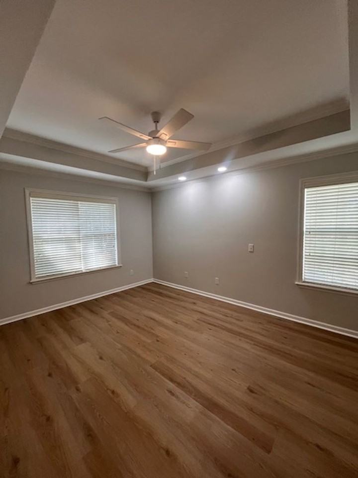 3276 Oak Garden Dr - Photo 3 of 12