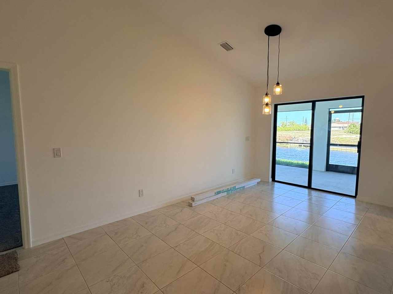 2245 Nw 3rd Ter - Photo 5 of 30