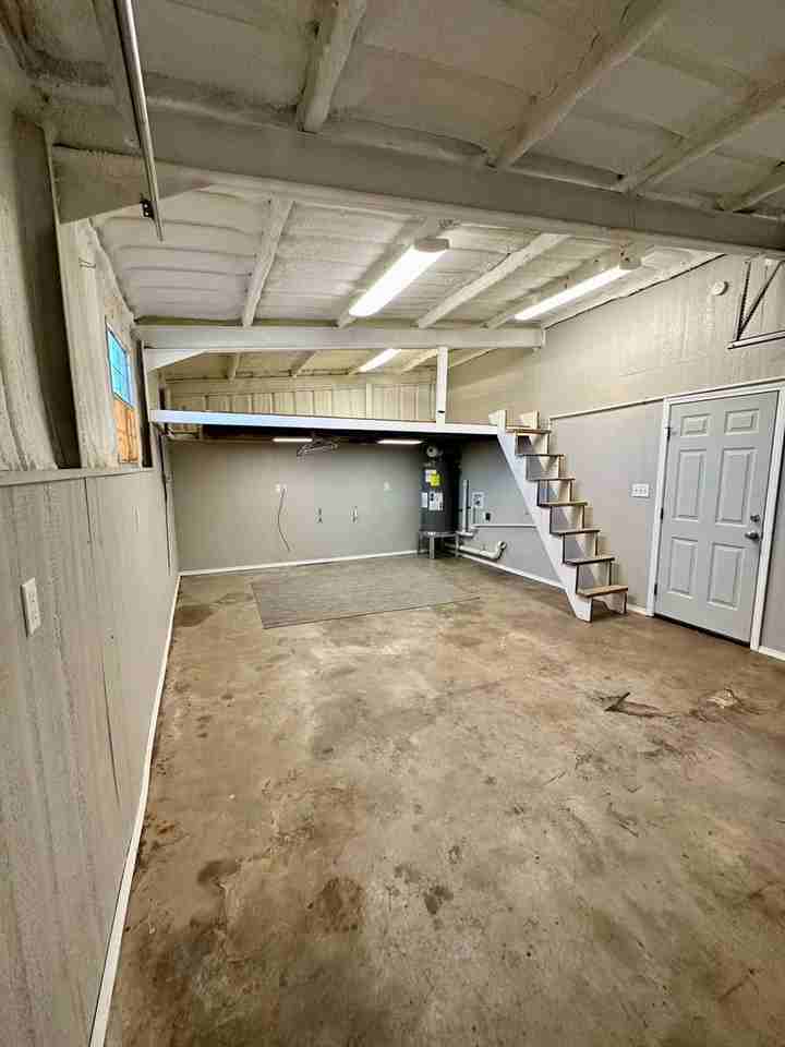 421 Se 10th - Photo 7 of 9