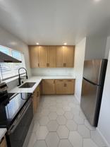 10-14 Poinsettia Ave. - Photo 1 of 1