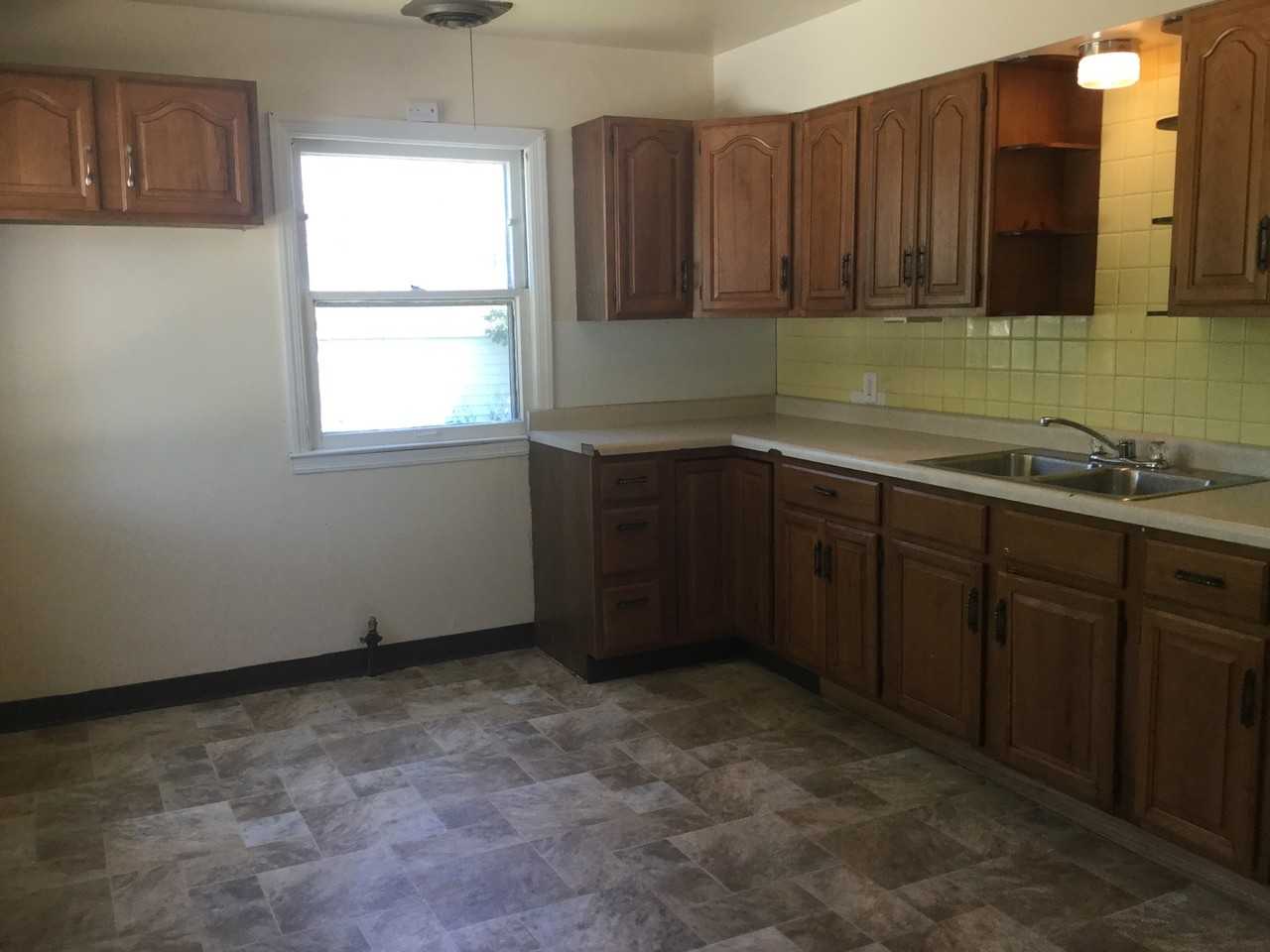 3878 N 60th St - Photo 2 of 11