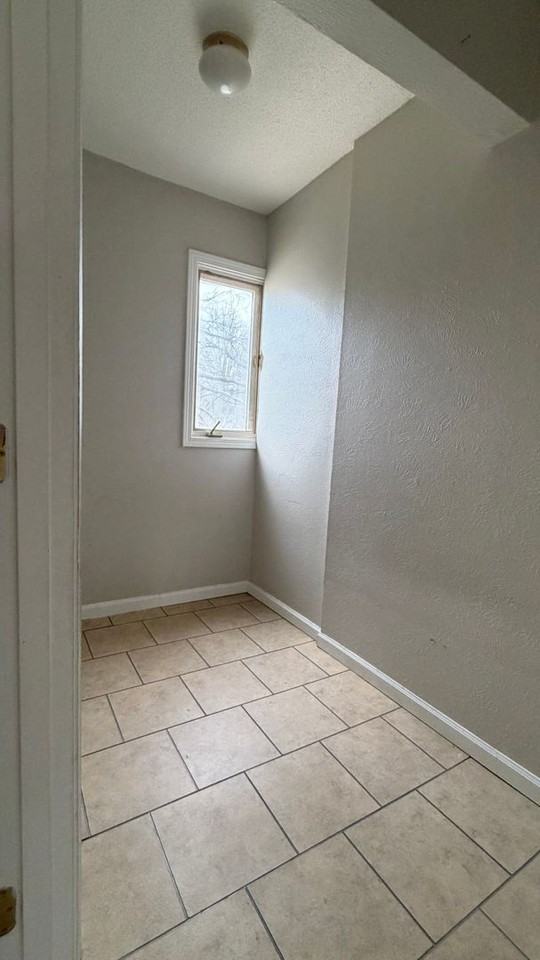 5901 Ryewyck Dr - Photo 6 of 11
