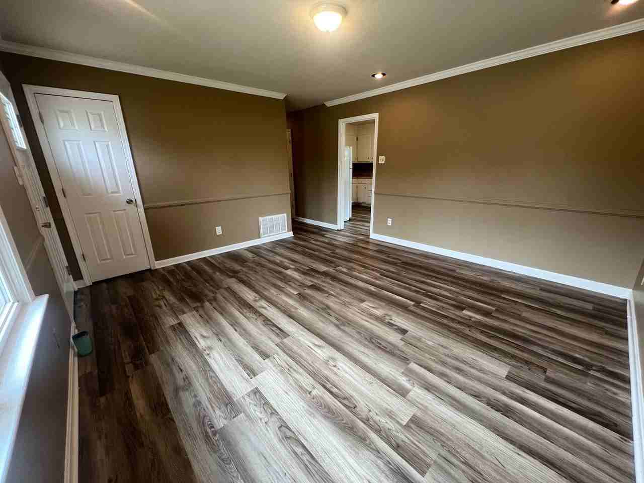 4213 29th St - Photo 3 of 19