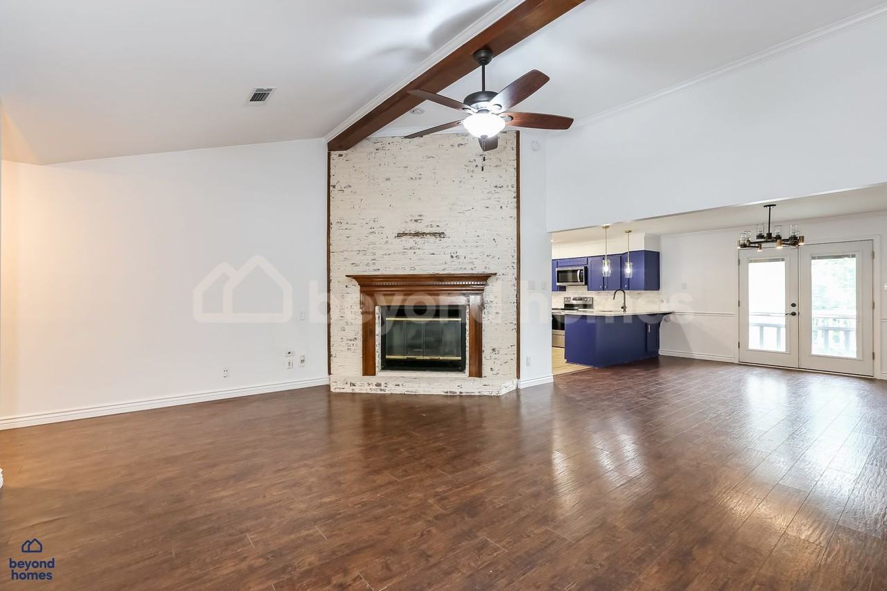 125 Jessica Dr - Photo 3 of 19