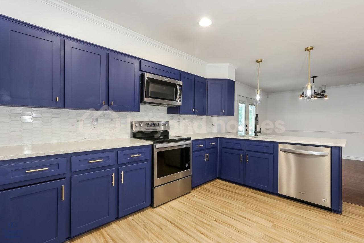 125 Jessica Dr - Photo 6 of 19