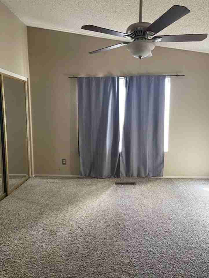 2358 Fieldcrest Dr - Photo 3 of 5