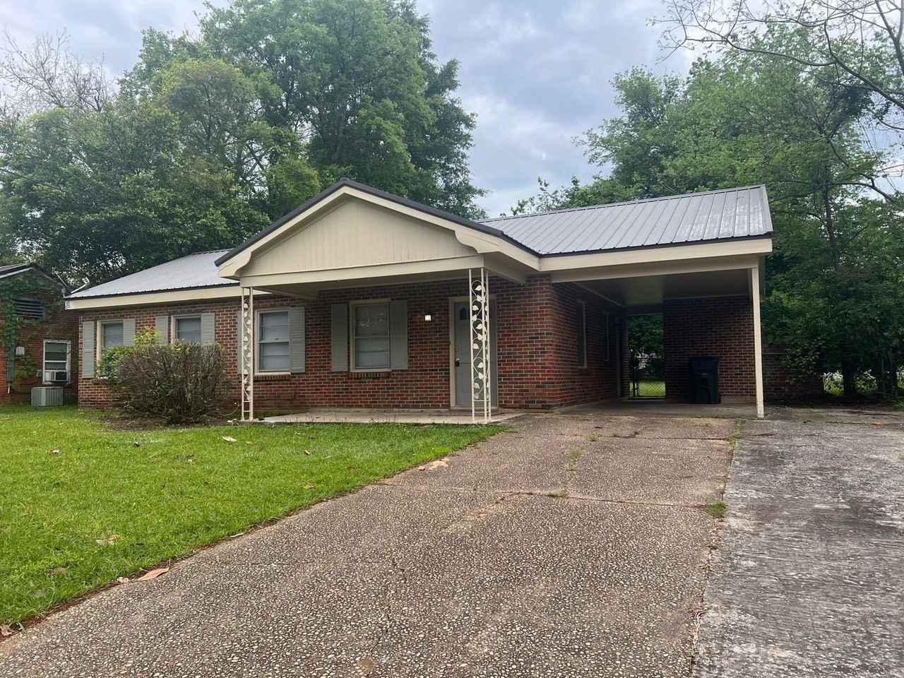 4125 11th St - Photo 2 of 34