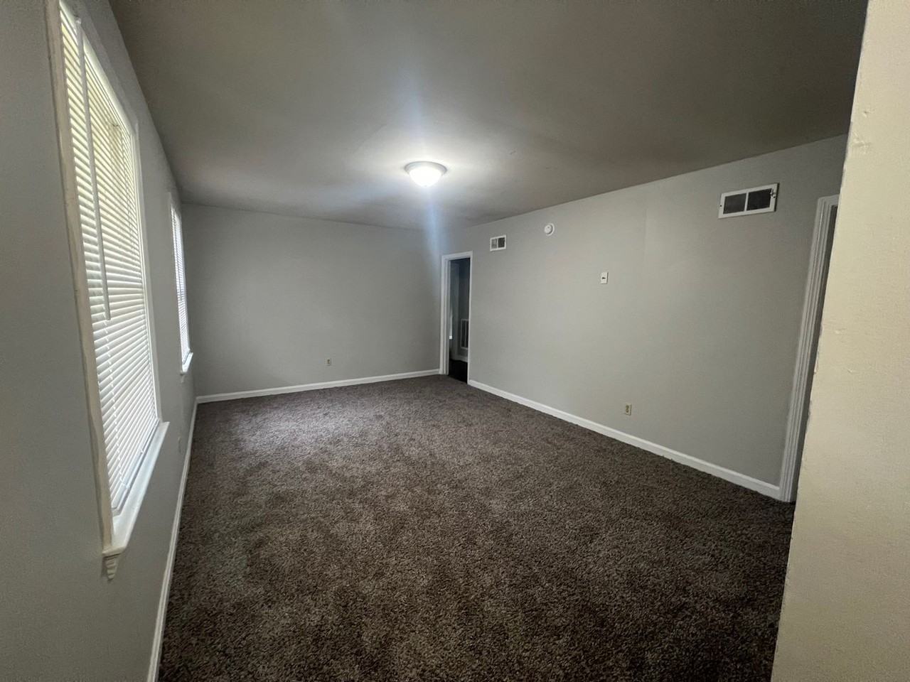 4125 11th St - Photo 6 of 34