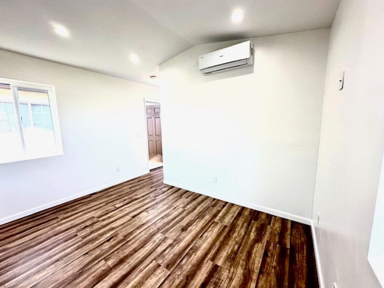 133 Fireside St #2 - Photo 5 of 13