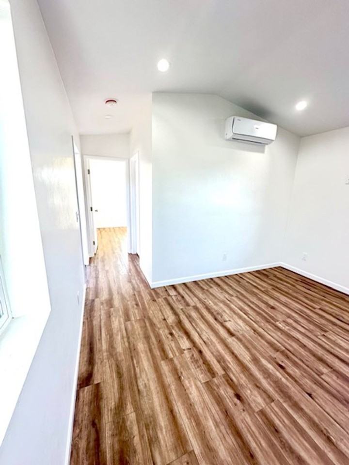 133 Fireside St #2 - Photo 6 of 13