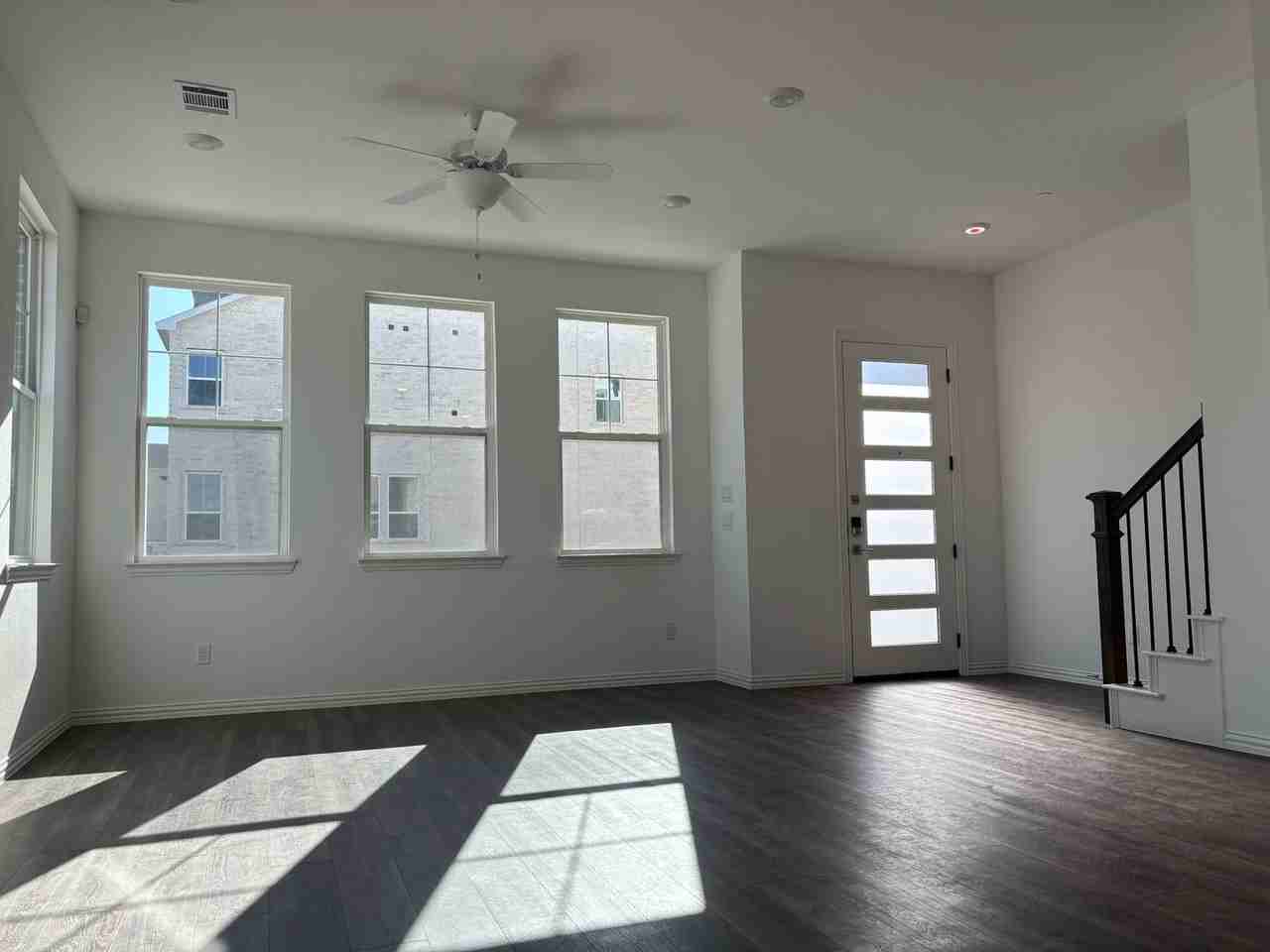 4500 Ward St - Photo 2 of 18