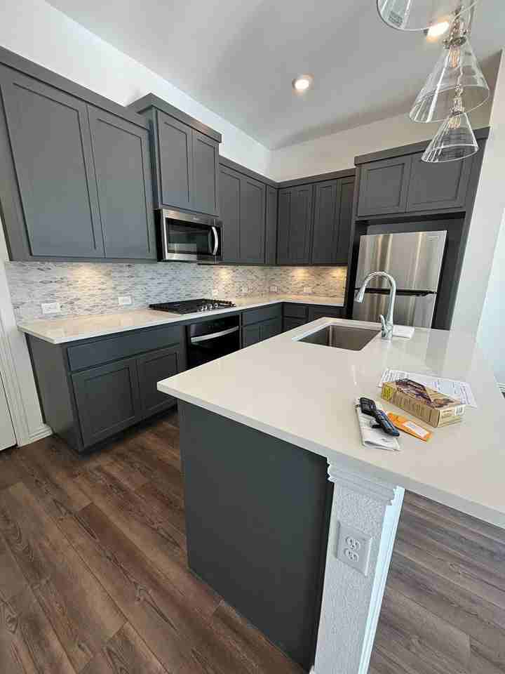 4500 Ward St - Photo 7 of 18