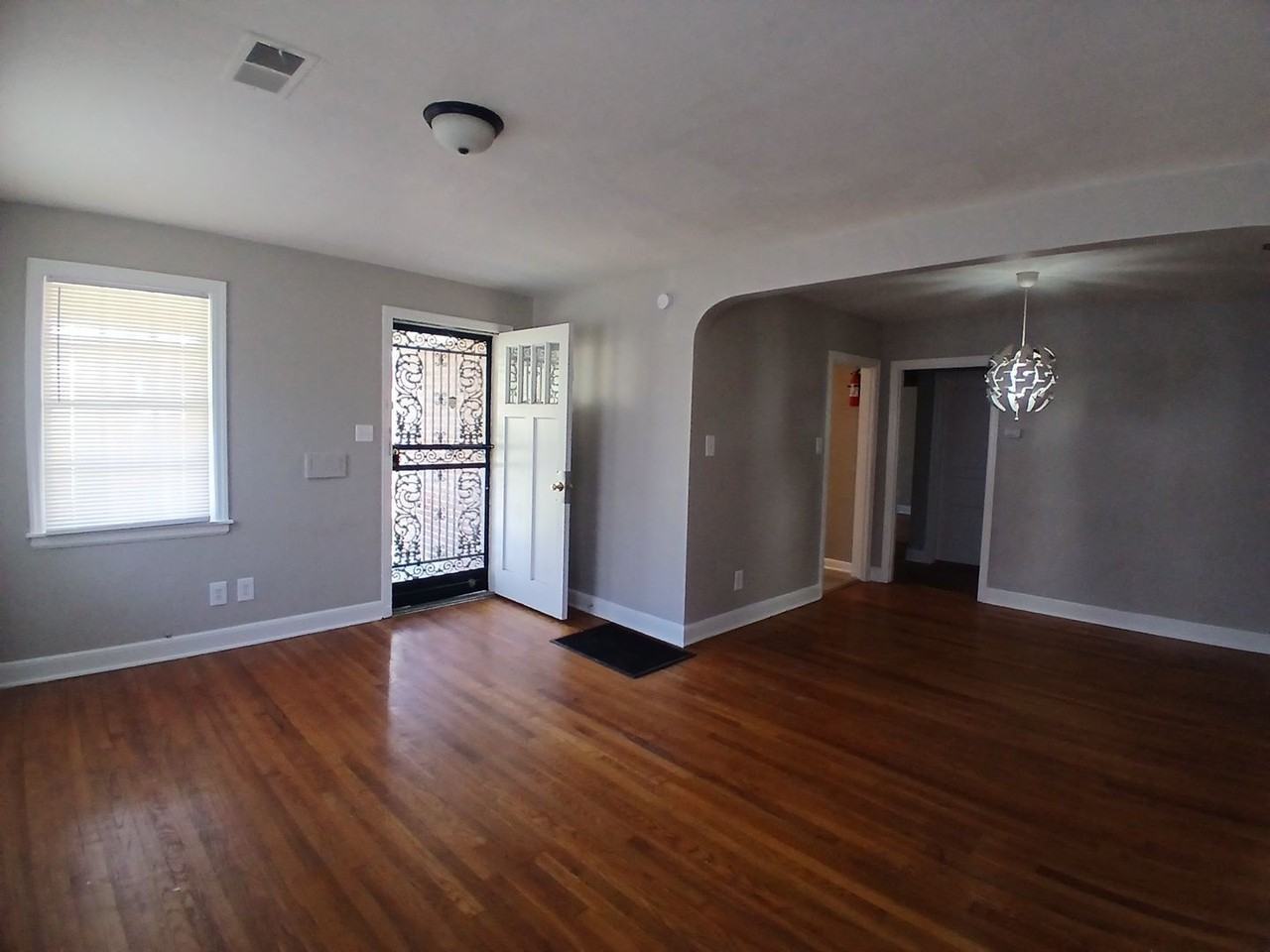 170 Roberta Dr #1 - Photo 3 of 6