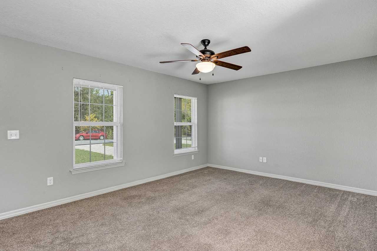 7 Locust Loop Cir - Photo 7 of 35