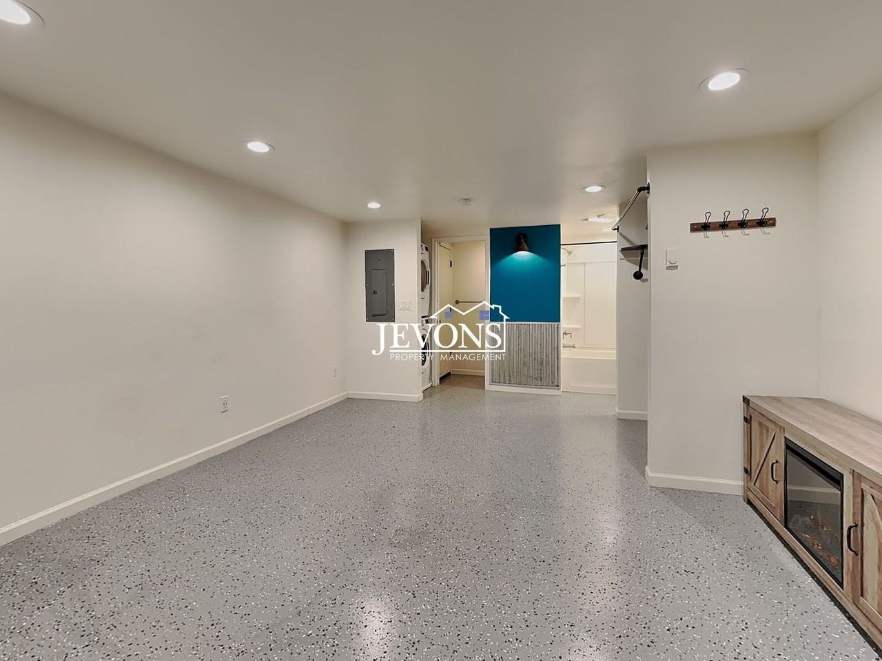 9222 117th St Sw - Photo 5 of 15