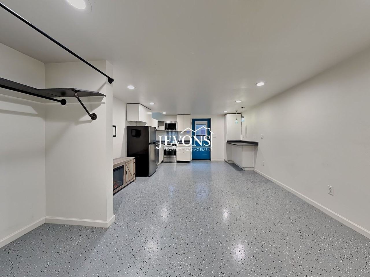 9222 117th St Sw - Photo 7 of 15