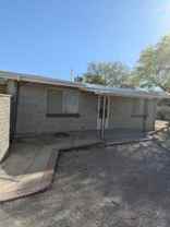 3733 N Tyndall Ave - Photo 1 of 1