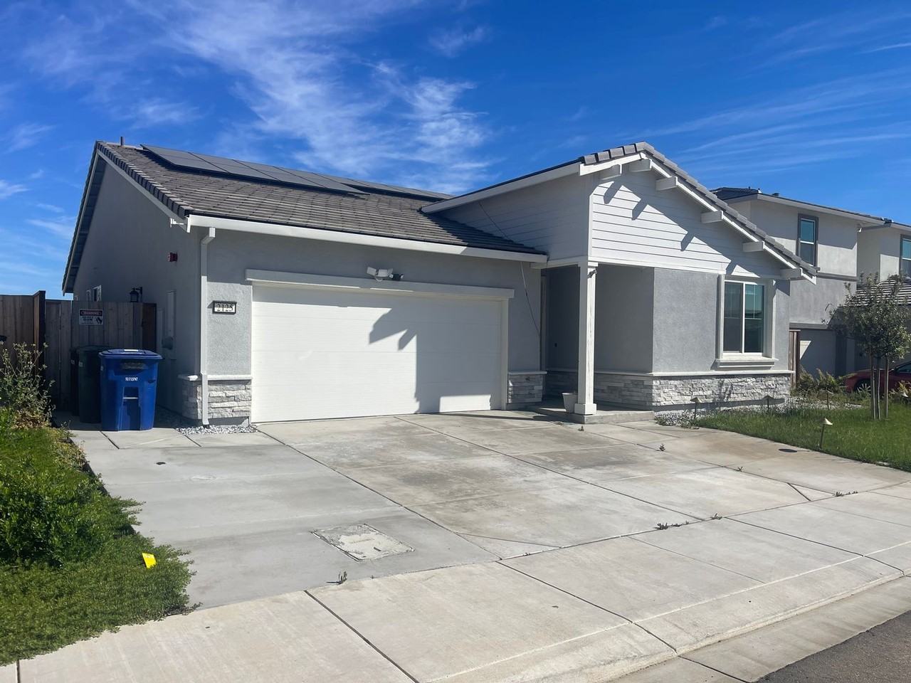 2125 Stagecoach Rd - Photo 2 of 34