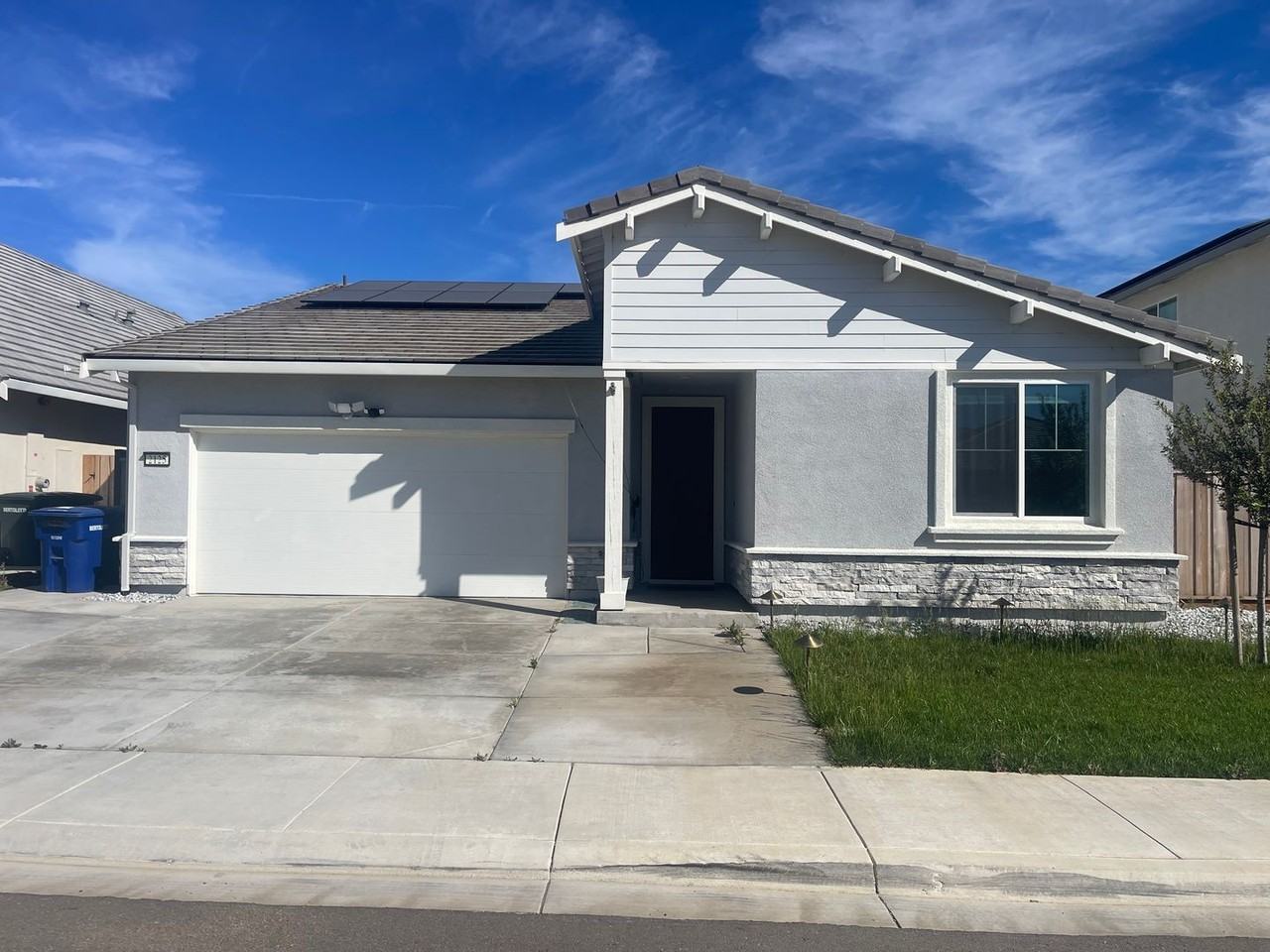 2125 Stagecoach Rd - Photo 3 of 34