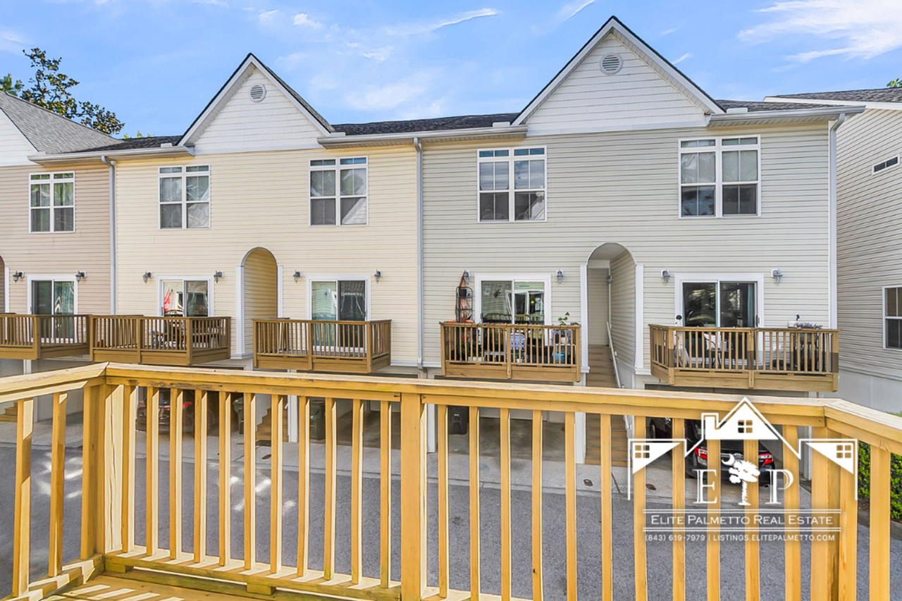 1815 Dogwood Rd #802 - Photo 3 of 34