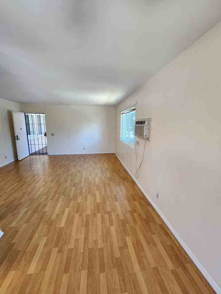 11181 Kelowna Rd #28 - Photo 3 of 19