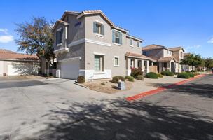 featured image of 3846 E Palmer St