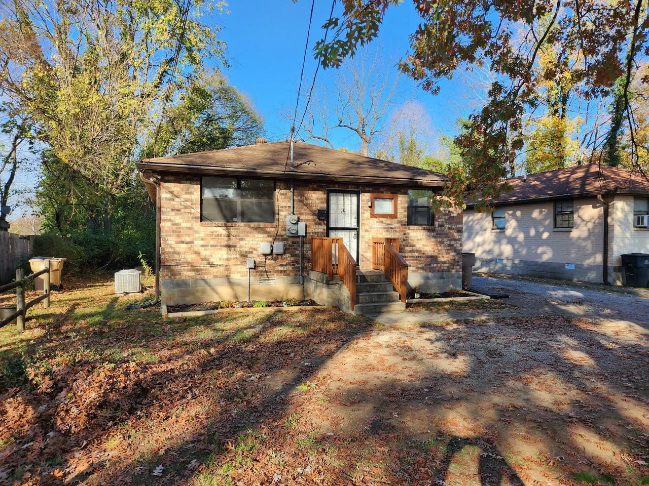 1409 Douglas Ave - Photo 6 of 14