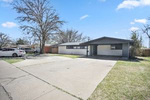 featured image of 2823 56th St