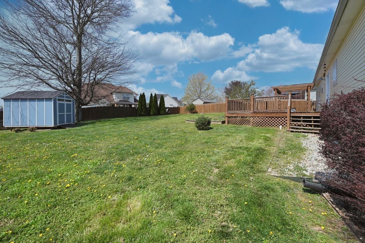 3925 Justene Ct - Photo 3 of 50